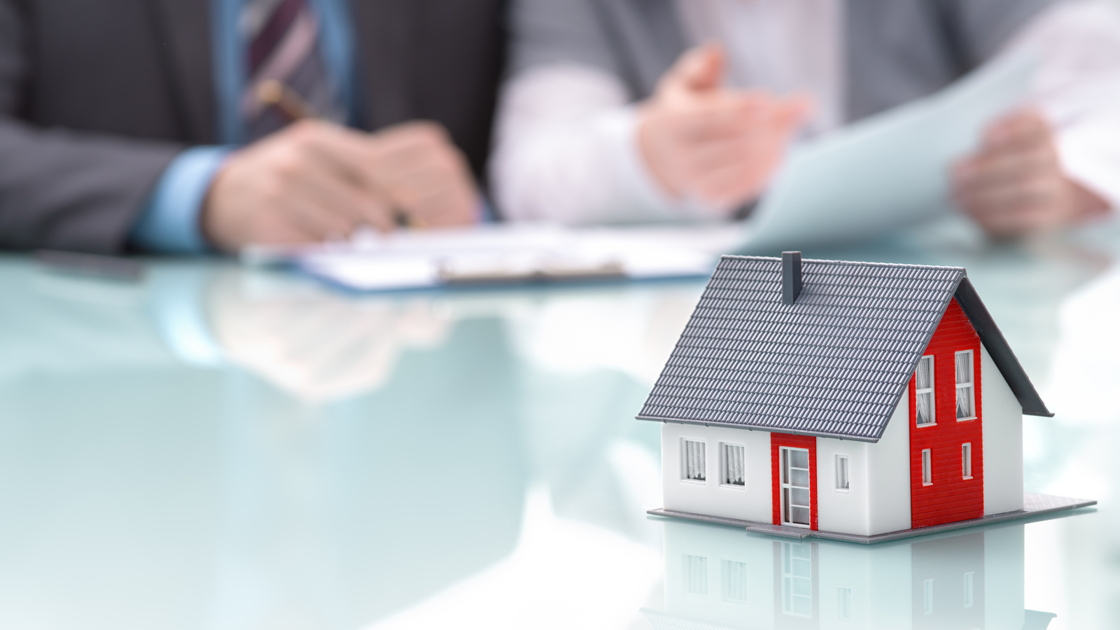 ¿Qué es mejor una hipoteca con interés fijo o variable?
